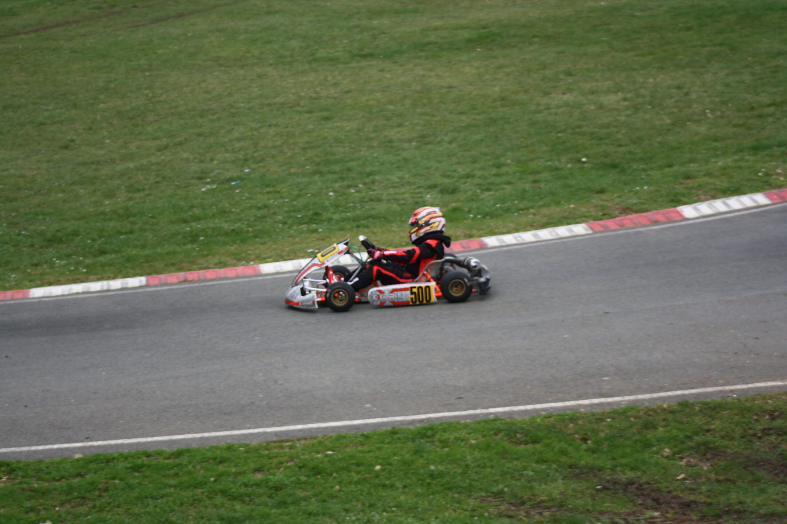 Photo de Kylian Mourlhon en karting
